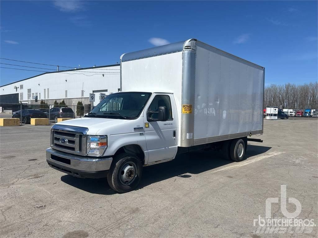Ford E450 Busy / Vany