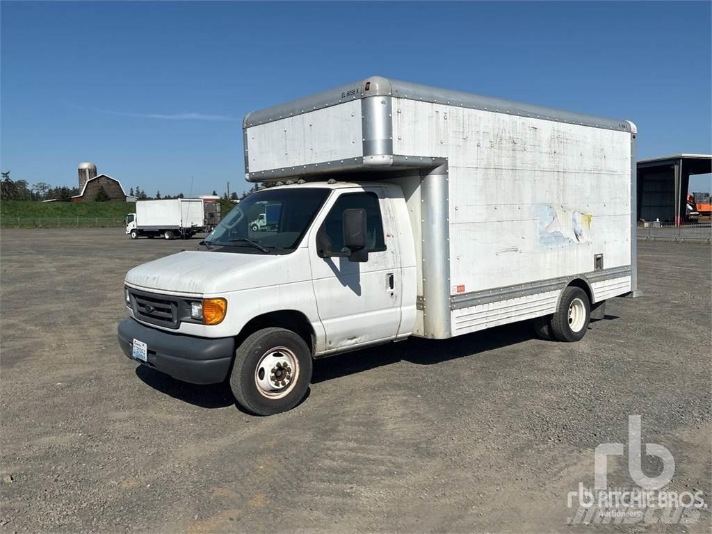 Ford E450 Busy / Vany