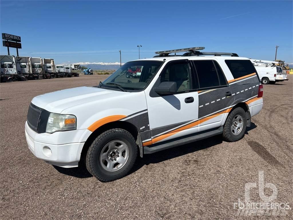Ford EXPEDITION Pick-upy / Pojazdy z otwieranymi burtami