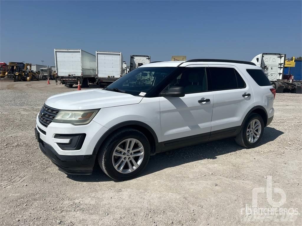 Ford EXPLORER Pick-upy / Pojazdy z otwieranymi burtami