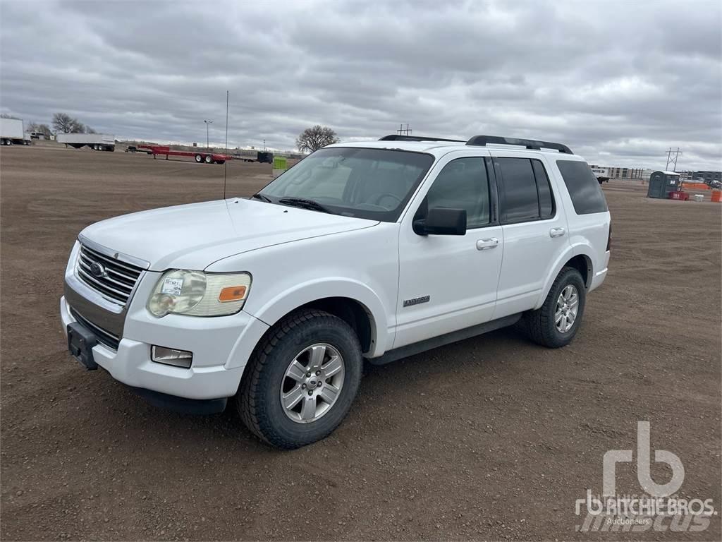 Ford EXPLORER Pick-upy / Pojazdy z otwieranymi burtami