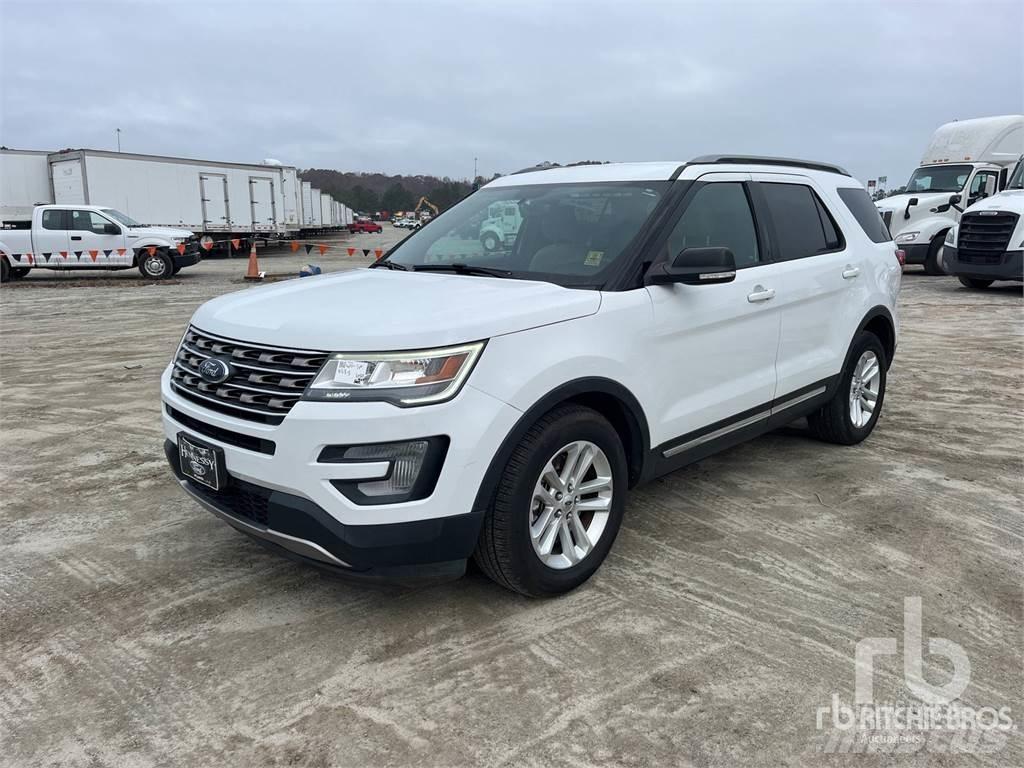 Ford EXPLORER Pick-upy / Pojazdy z otwieranymi burtami