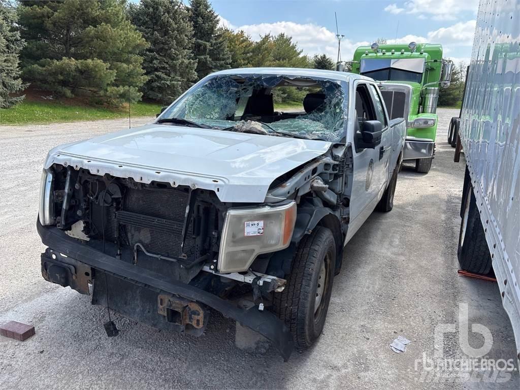 Ford F-150 Pick-upy / Pojazdy z otwieranymi burtami