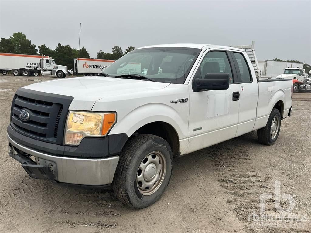 Ford F-150 Pick-upy / Pojazdy z otwieranymi burtami