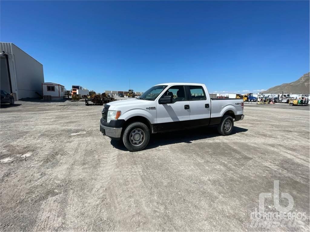 Ford F-150 XL Pick-upy / Pojazdy z otwieranymi burtami