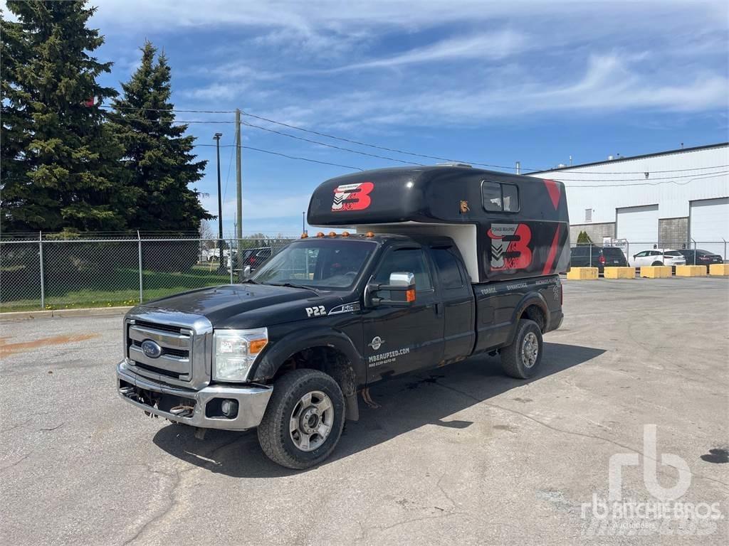 Ford F-250 Pick-upy / Pojazdy z otwieranymi burtami
