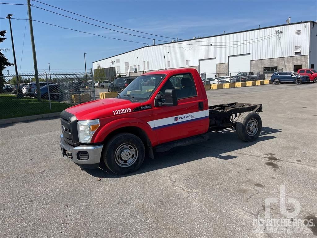 Ford F-250 Pojazdy pod zabudowę