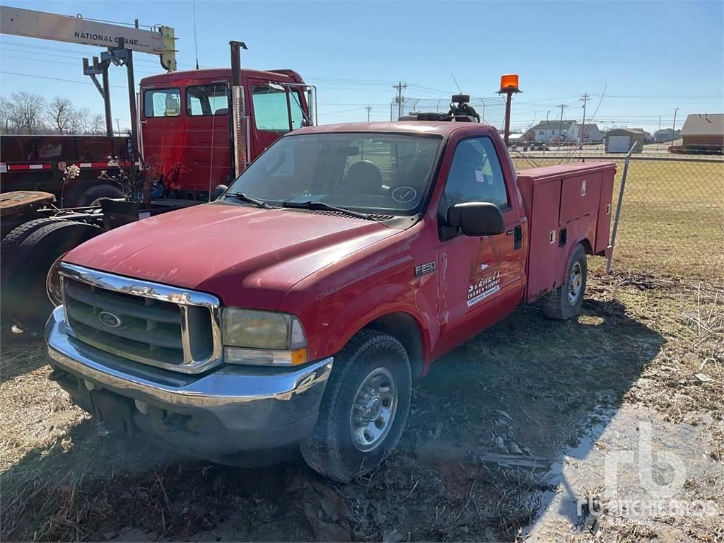 Ford F-250 Pojazdy komunalne