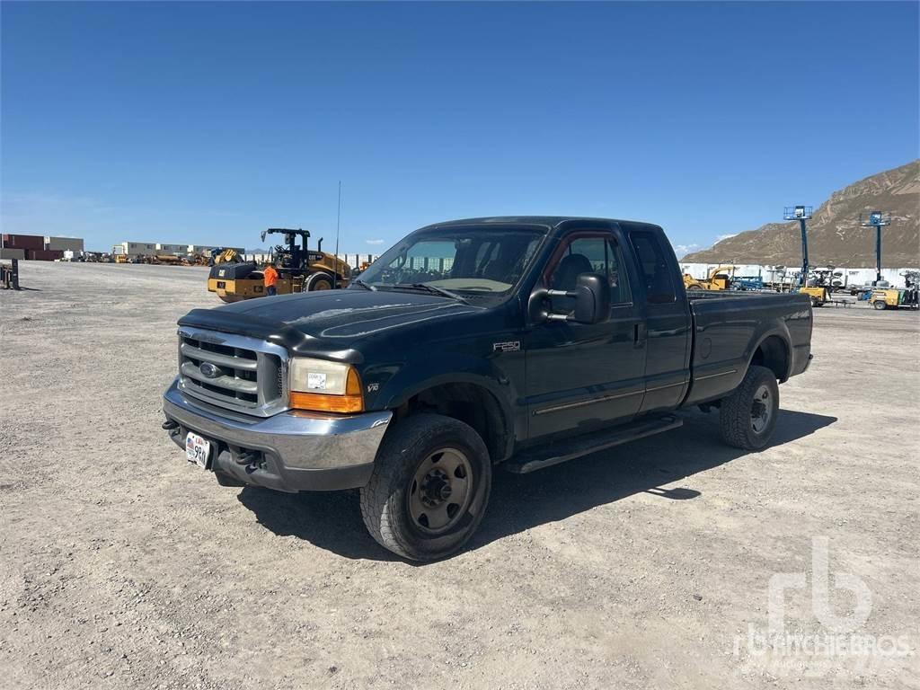 Ford F-250 Pick-upy / Pojazdy z otwieranymi burtami