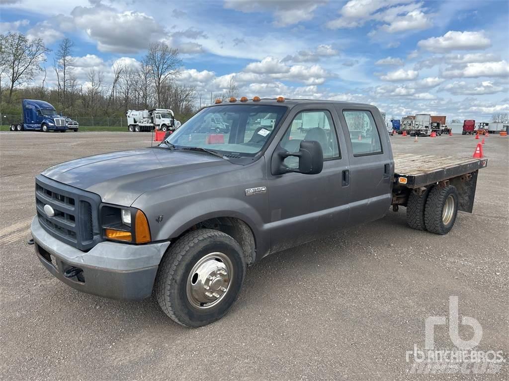 Ford F-350 Ciężarówki typu Platforma / Skrzynia