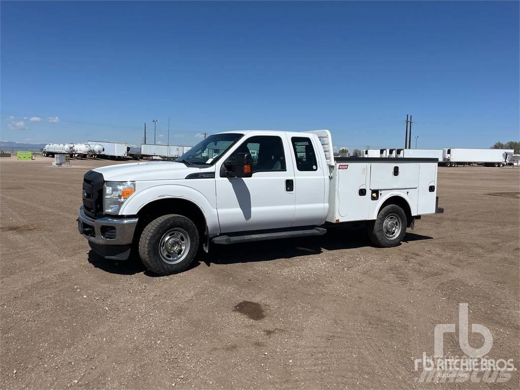 Ford F-350 Pojazdy komunalne