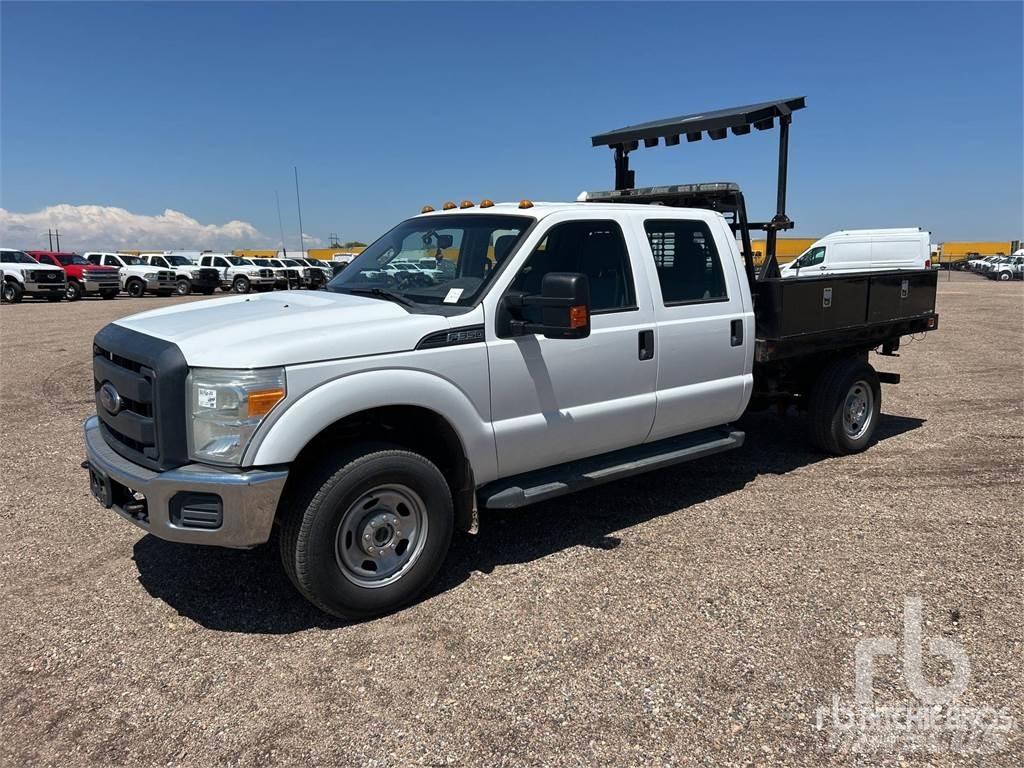 Ford F-350 Ciężarówki typu Platforma / Skrzynia