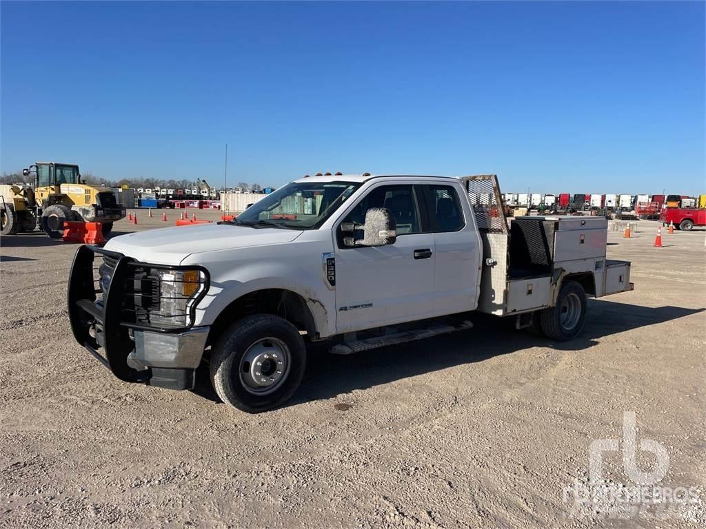 Ford F-350 Urządzenia spawalnicze