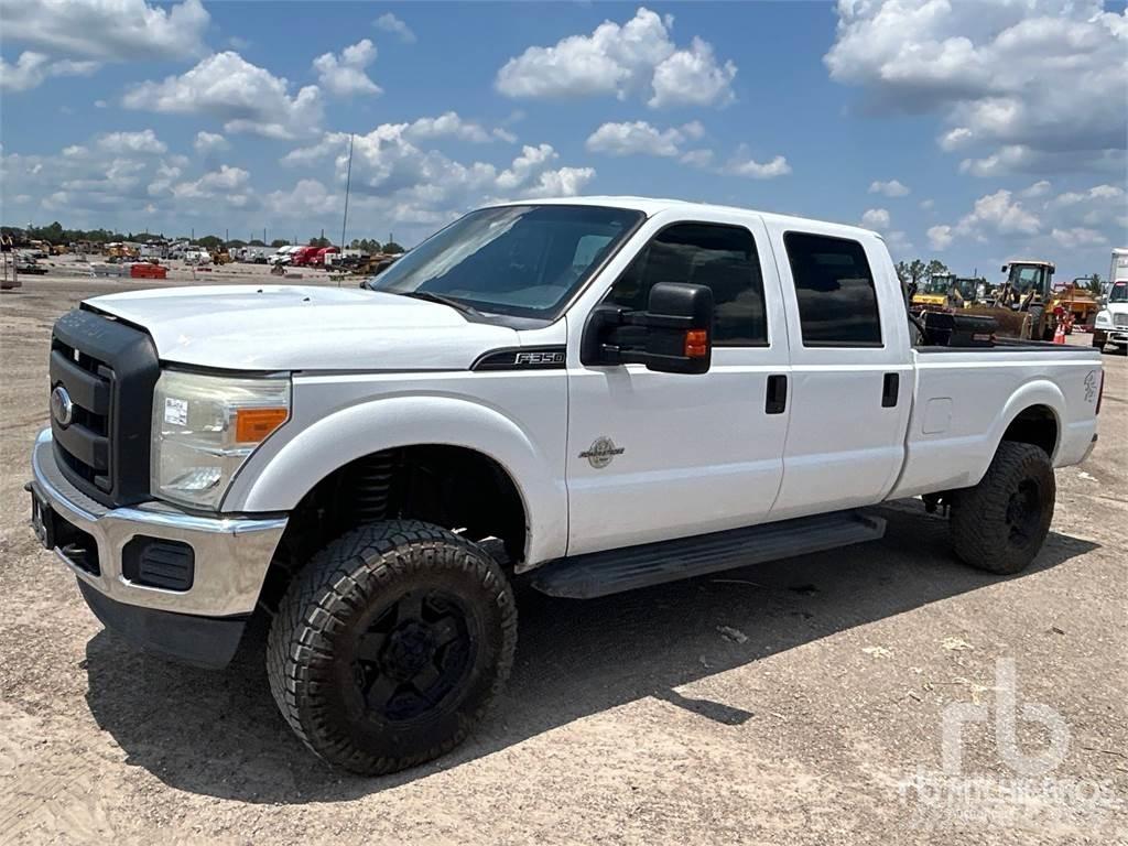 Ford F-350 Pick-upy / Pojazdy z otwieranymi burtami