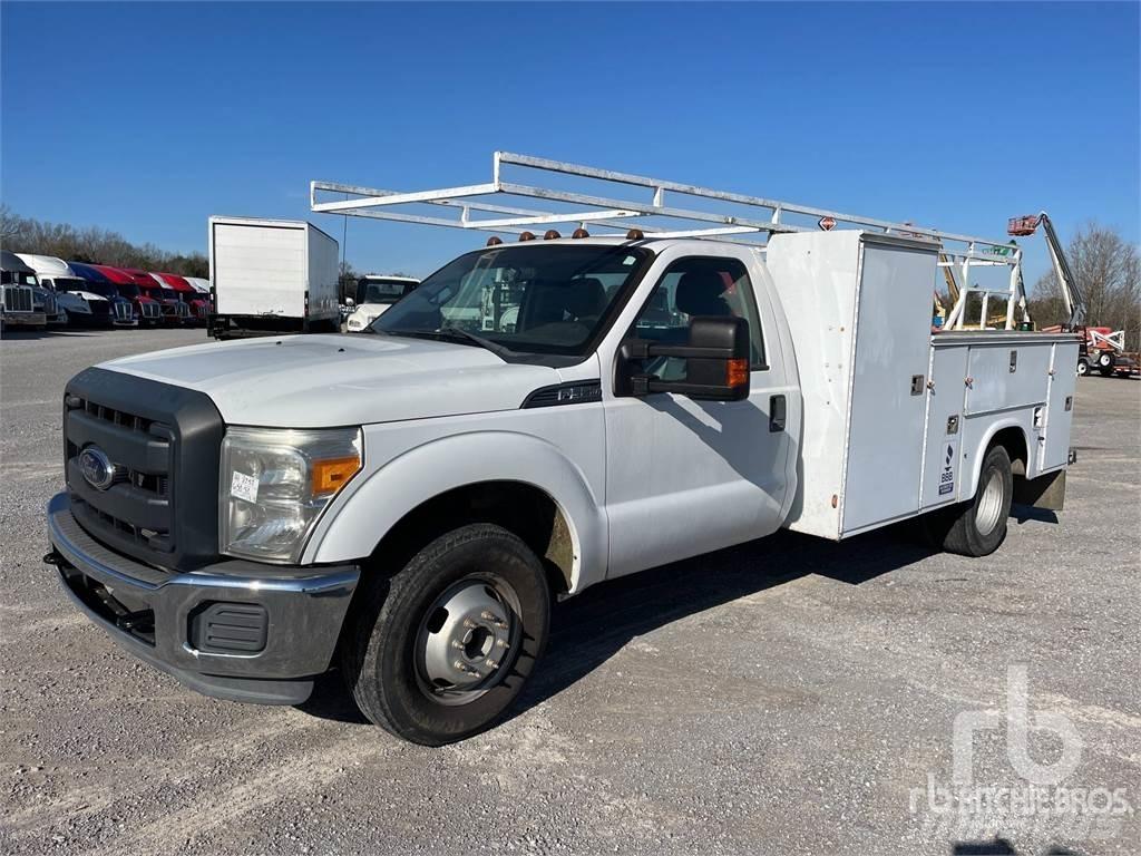 Ford F-350 Pojazdy komunalne