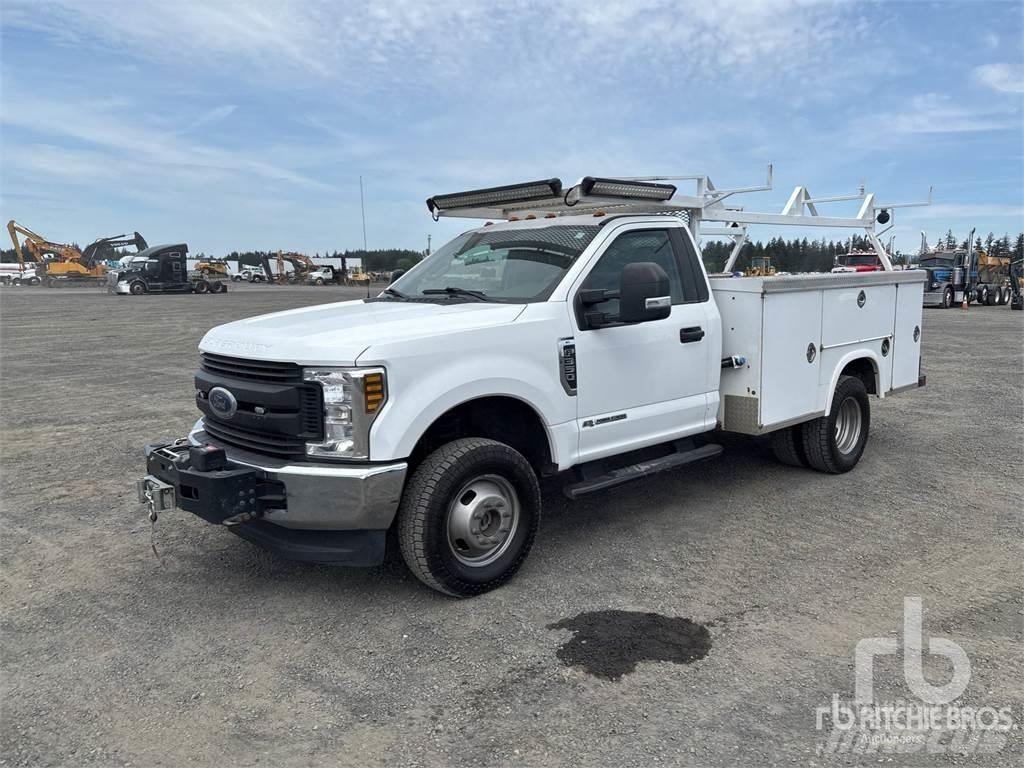 Ford F-350 Pojazdy pod zabudowę