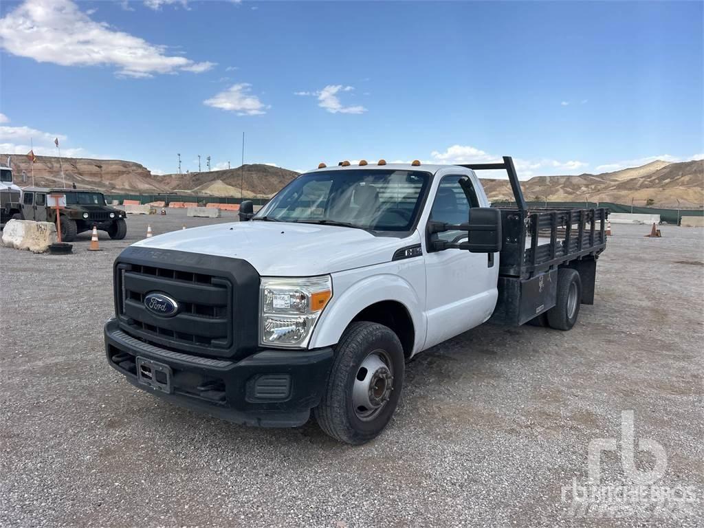 Ford F-350 Ciężarówki typu Platforma / Skrzynia