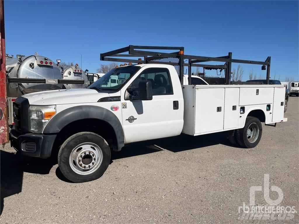 Ford F-450 Pojazdy komunalne