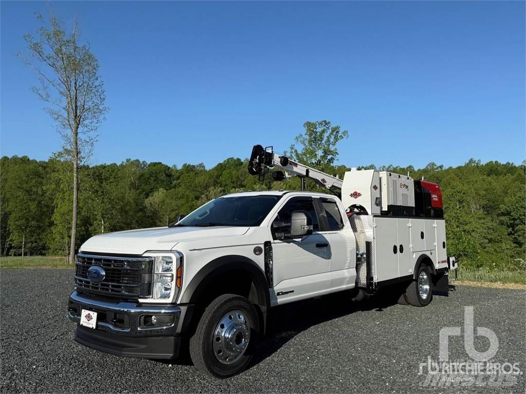 Ford F-550 Pojazdy komunalne