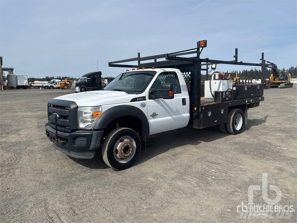 Ford F-550 Ciężarówki typu Platforma / Skrzynia