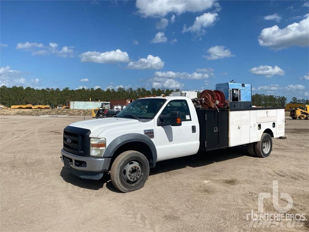 Ford F-550 Pojazdy komunalne