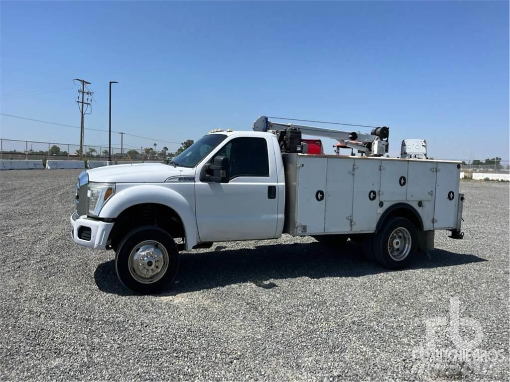 Ford F-550 Pojazdy komunalne