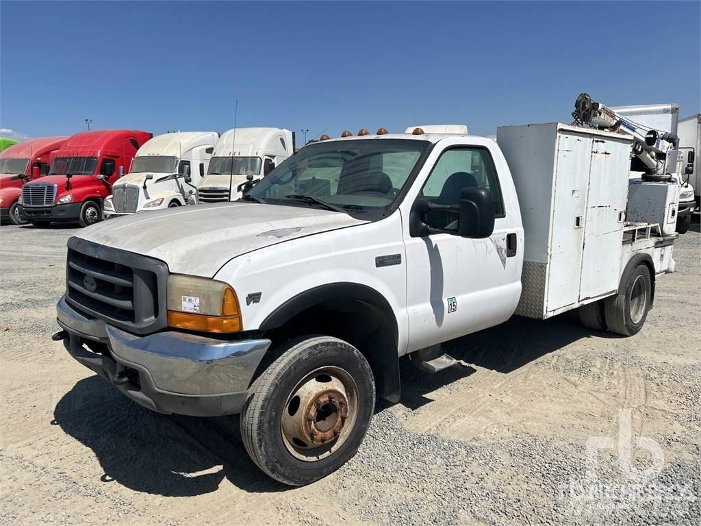 Ford F-550 Pojazdy komunalne