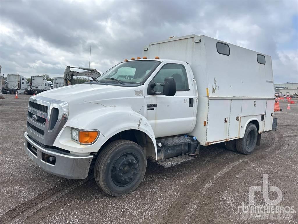 Ford F-650 Pojazdy komunalne