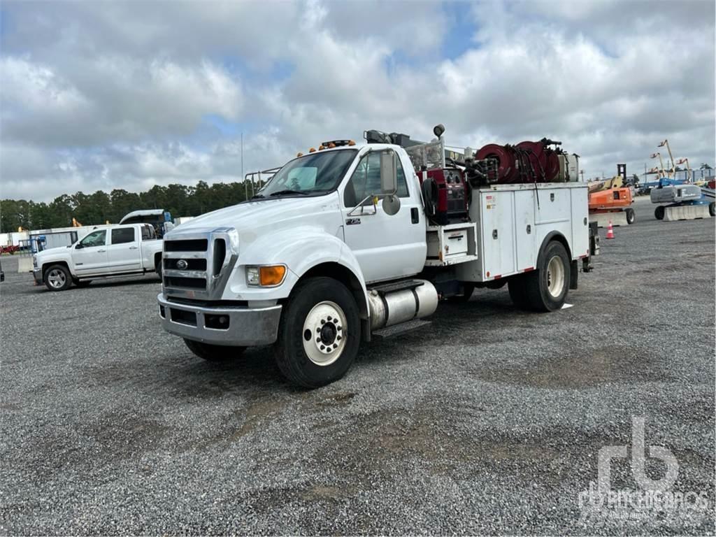 Ford F-750 Pojazdy komunalne