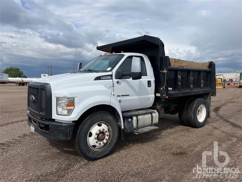 Ford F-750 Wywrotki