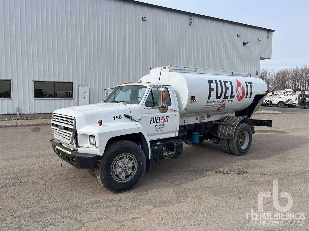 Ford F600 Cysterna