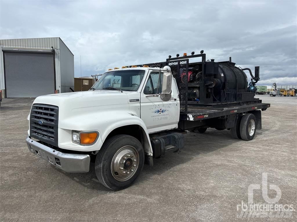 Ford F800 Opryskiwacze do asfaltu