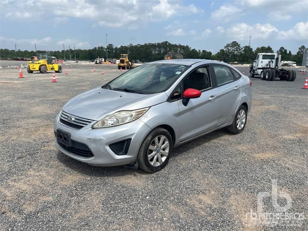 Ford FIESTA Samochody osobowe
