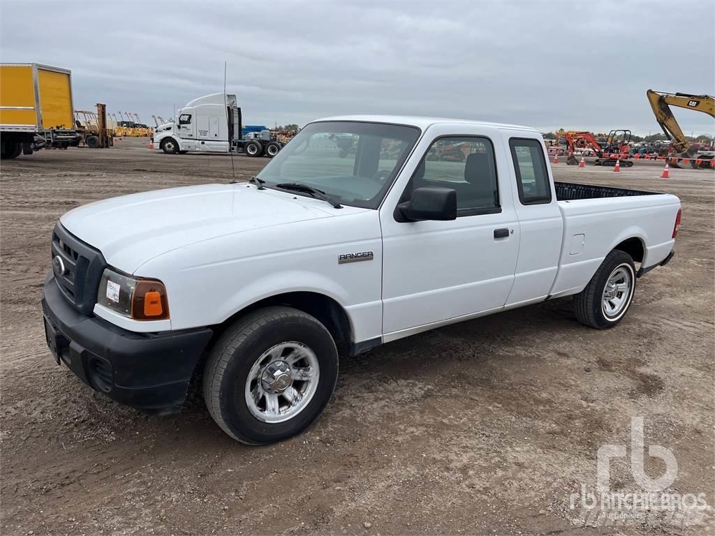 Ford RANGER Pick-upy / Pojazdy z otwieranymi burtami
