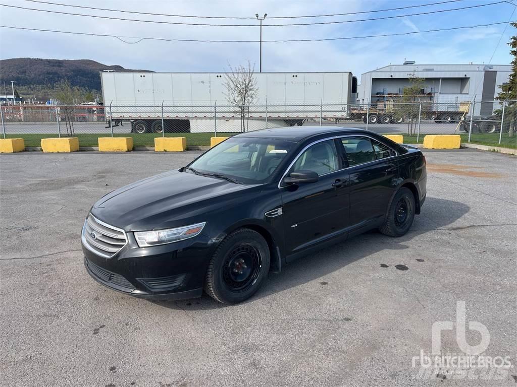 Ford TAURUS Samochody osobowe