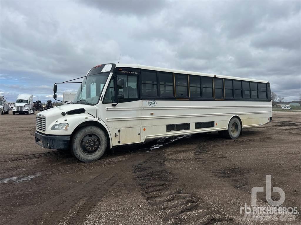Freightliner B2 Autobusy międzymiastowe