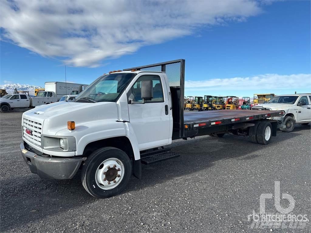 GMC C5500 Ciężarówki typu Platforma / Skrzynia