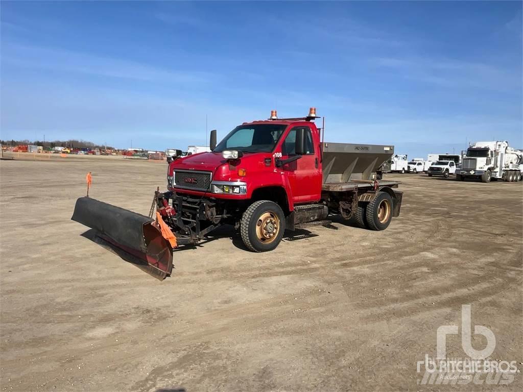 GMC C5500 Lemiesze i pługi śnieżne