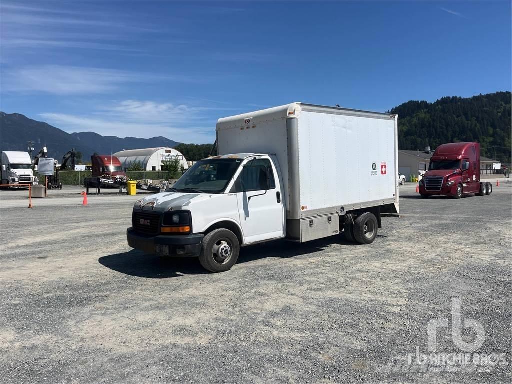 GMC SAVANA 3500 Busy / Vany
