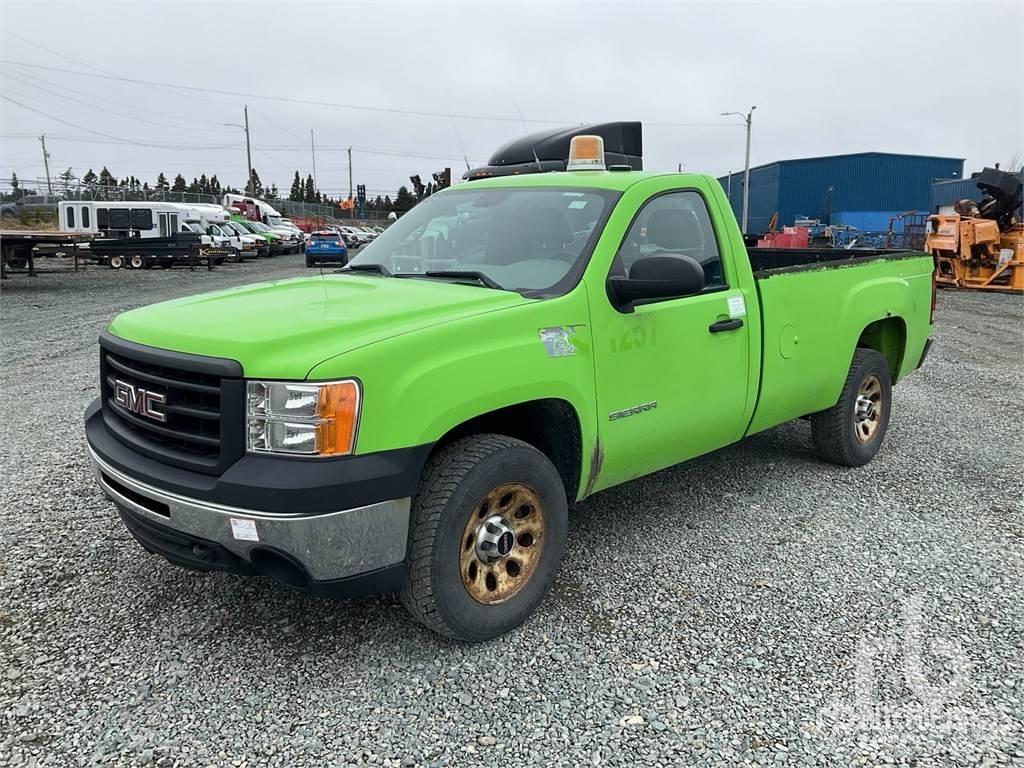GMC SIERRA 1500 Pick-upy / Pojazdy z otwieranymi burtami