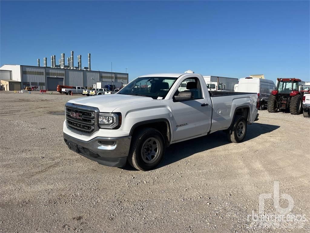 GMC SIERRA 1500 Pick-upy / Pojazdy z otwieranymi burtami