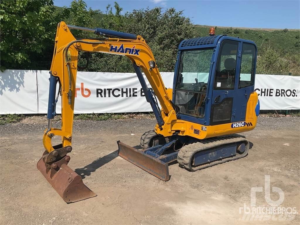 Hanix H26C Minikoparki