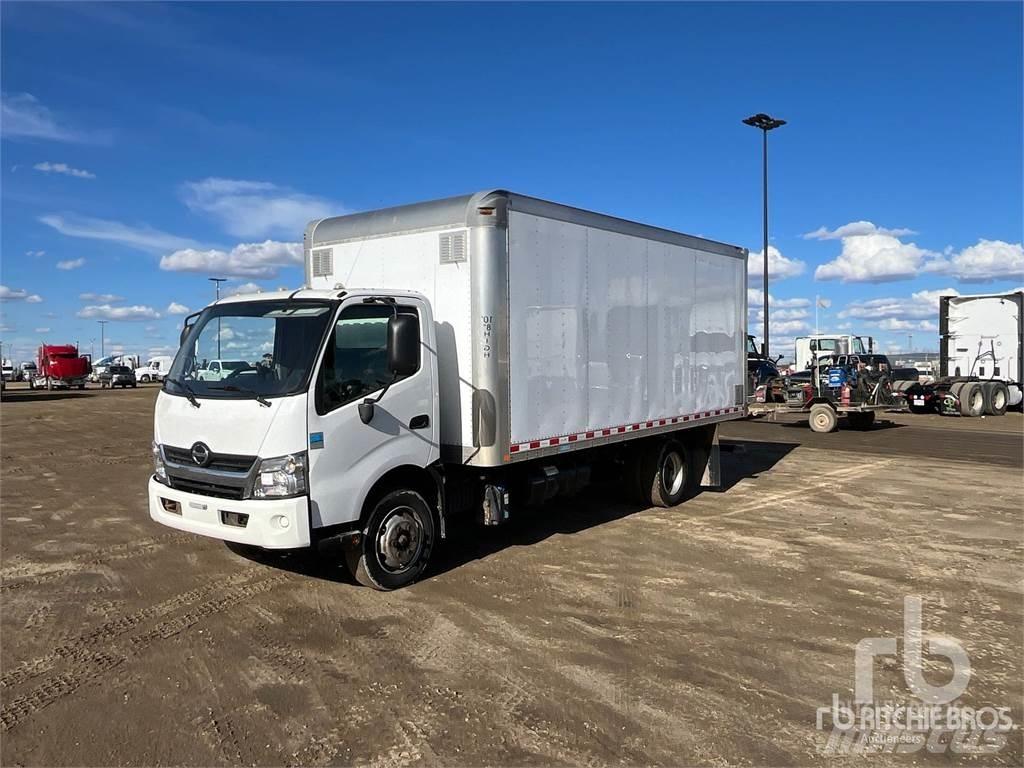 Hino 195 Busy / Vany