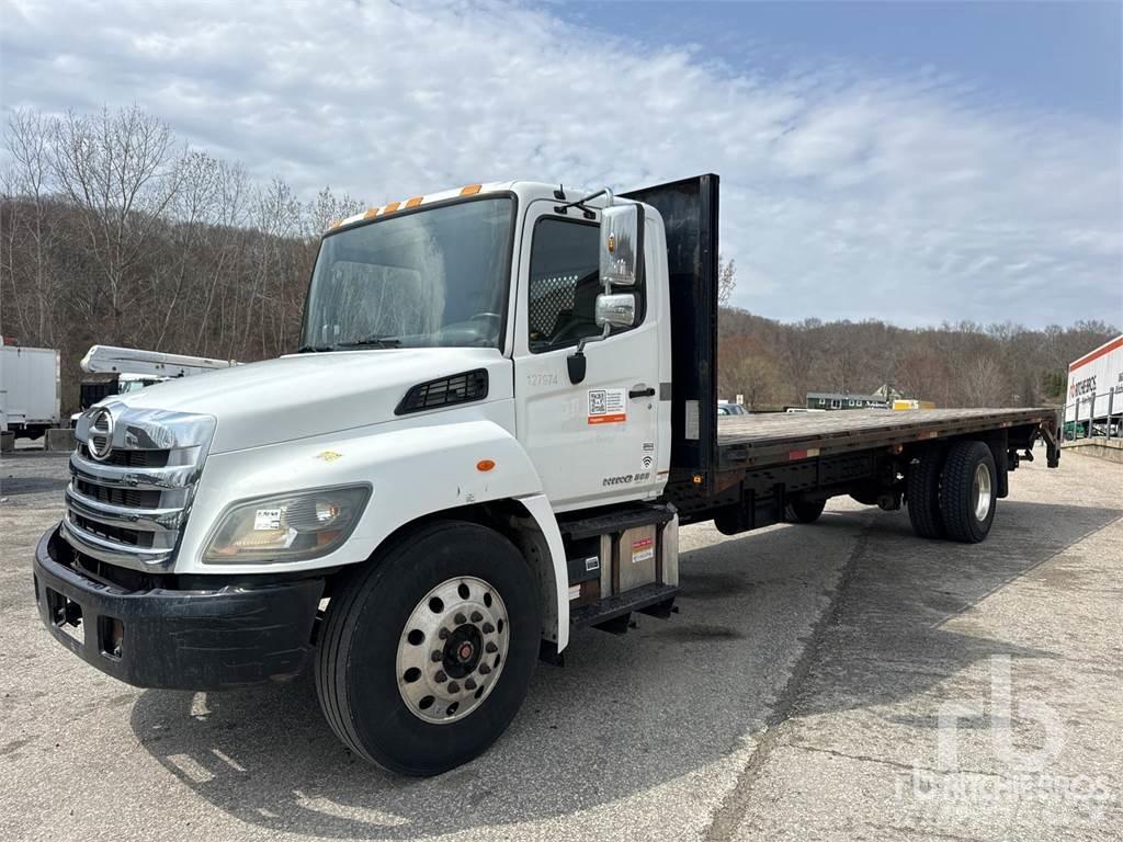 Hino 268 Ciężarówki typu Platforma / Skrzynia