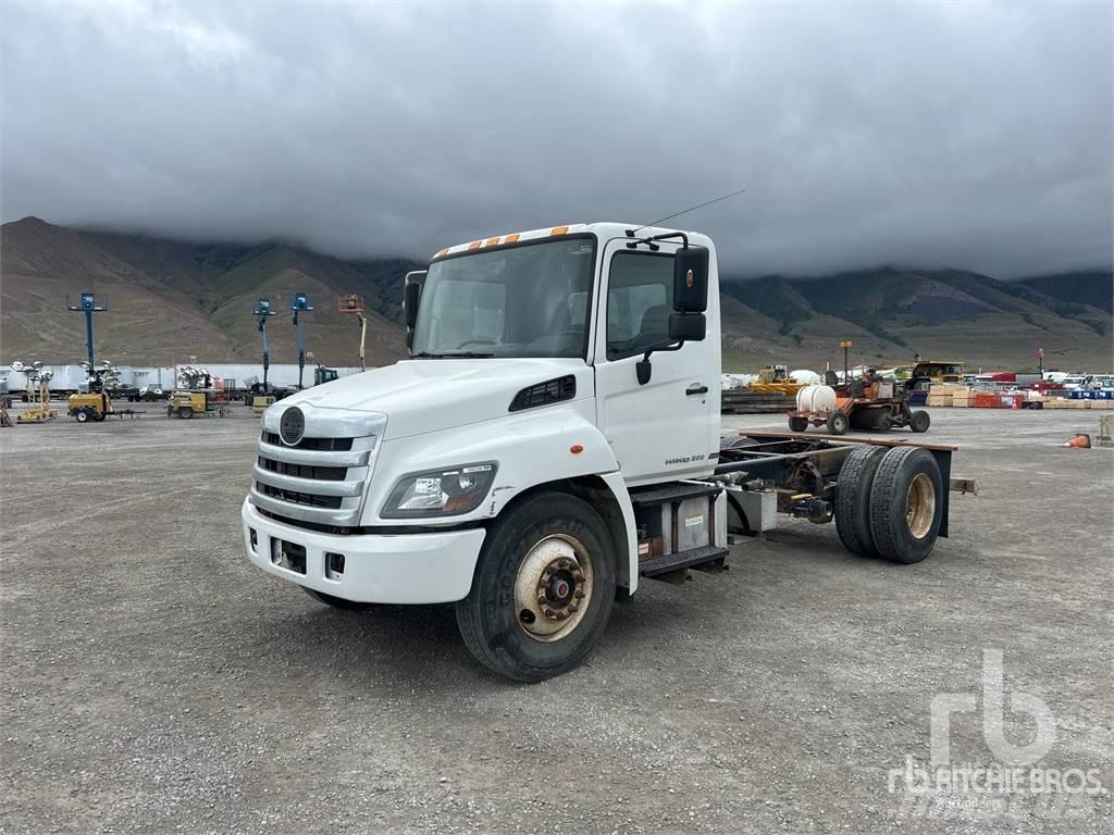 Hino 268 Pojazdy pod zabudowę