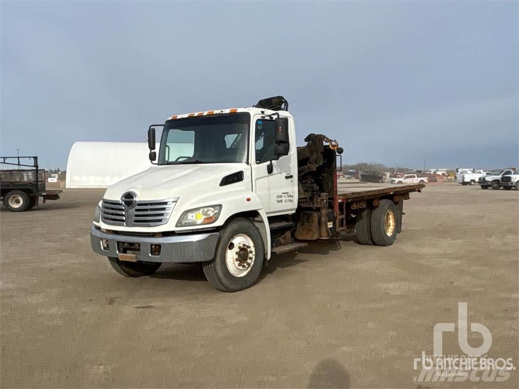 Hino 338 Żurawie samochodowe
