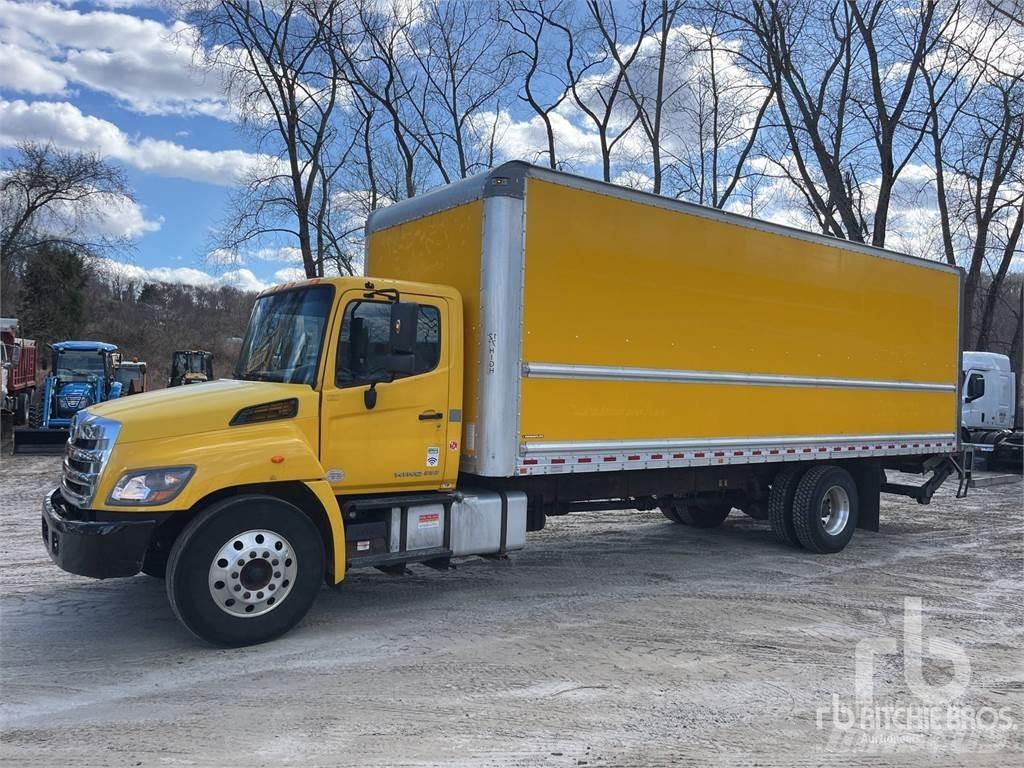 Hino 338 Busy / Vany