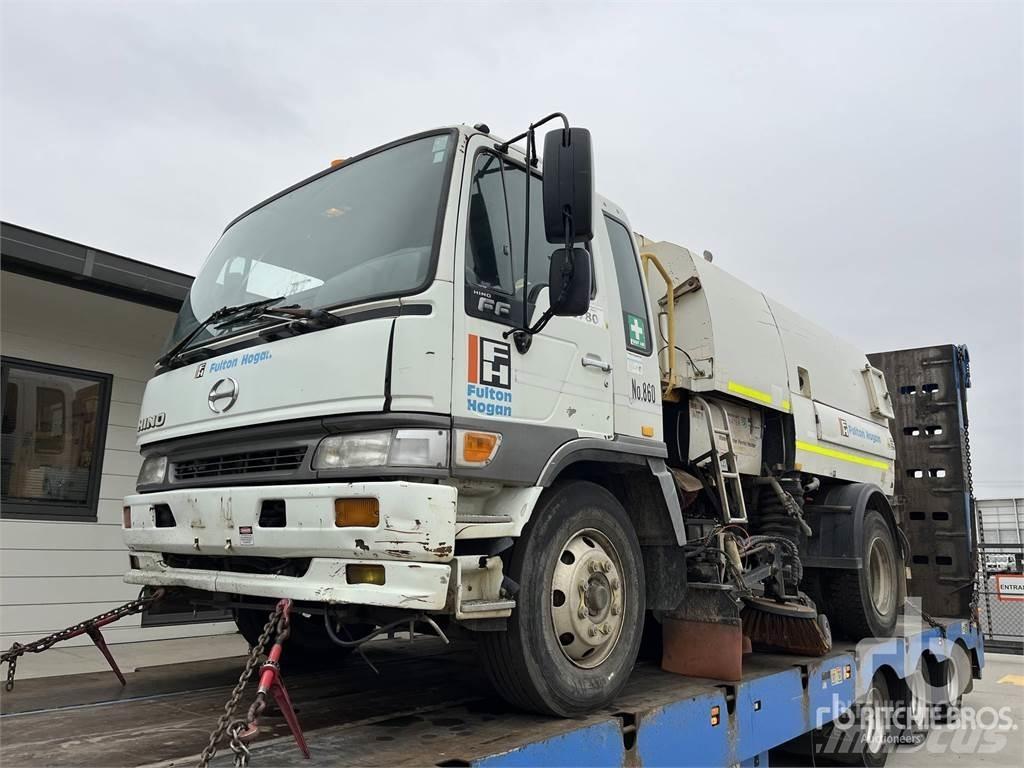 Hino FF1J Zamiatarki
