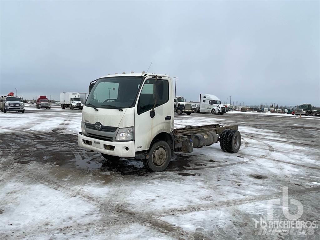 Hino XJC740 Pojazdy pod zabudowę
