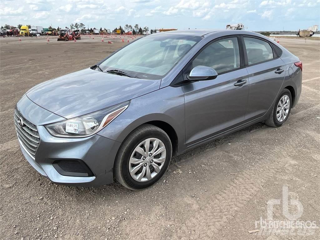 Hyundai ACCENT Samochody osobowe